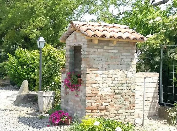 Molinetto Couette-café Plaisance